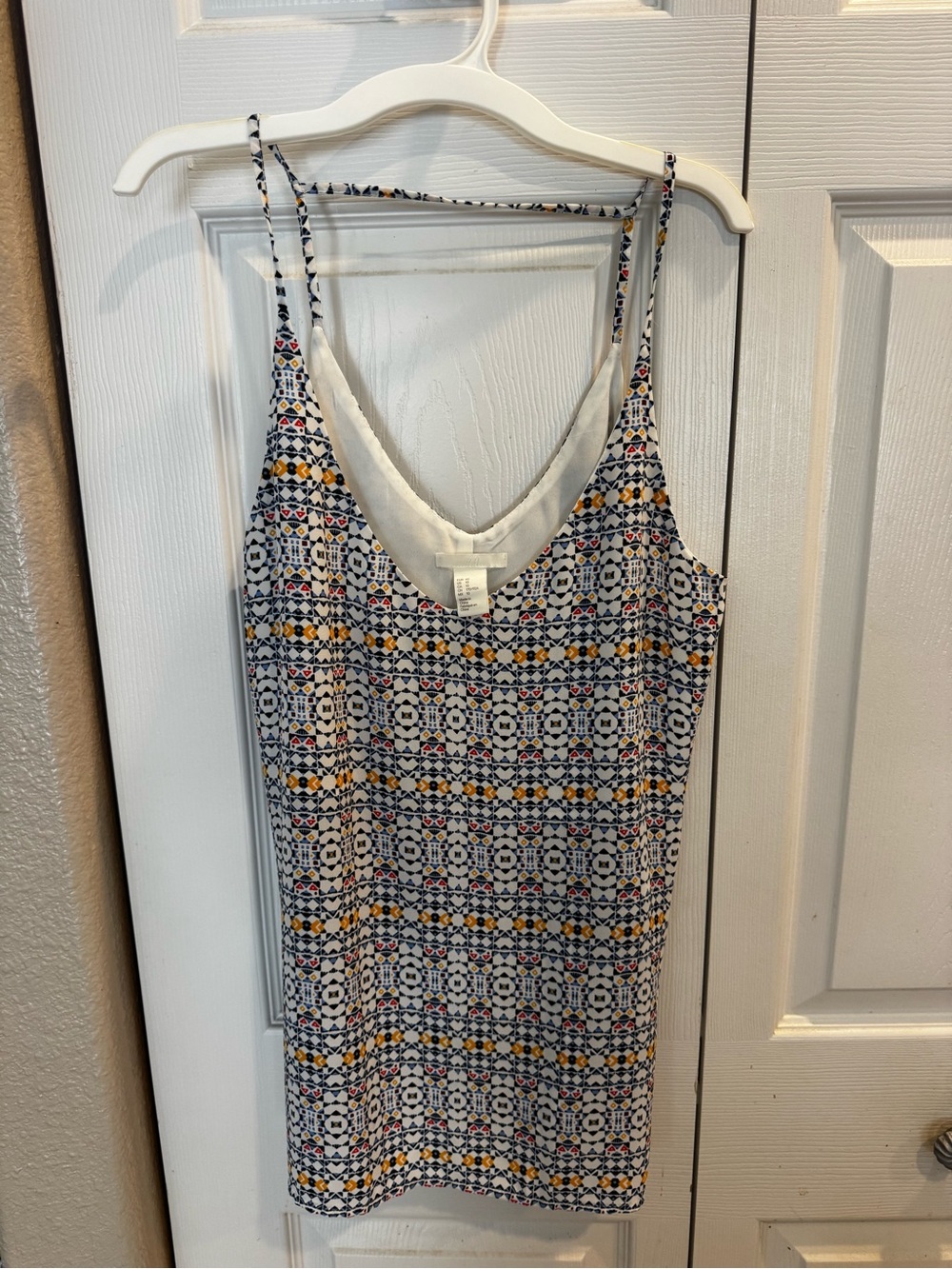 H&M Patterned White, Blue and Yellow Dressy Tank Top
